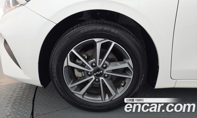 Kia K3 из Кореи Encar