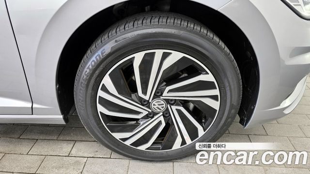 Volkswagen Jetta 1.4 TSI Prestige — пробег 16 476 км — фото 5 из 5