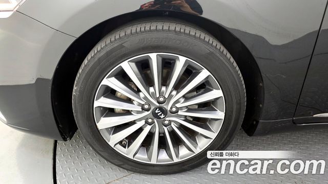 Kia K7 из Кореи Encar