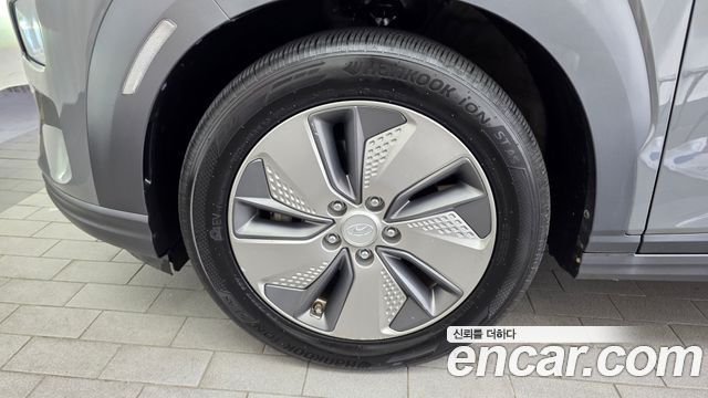 Hyundai Kona из Кореи Encar