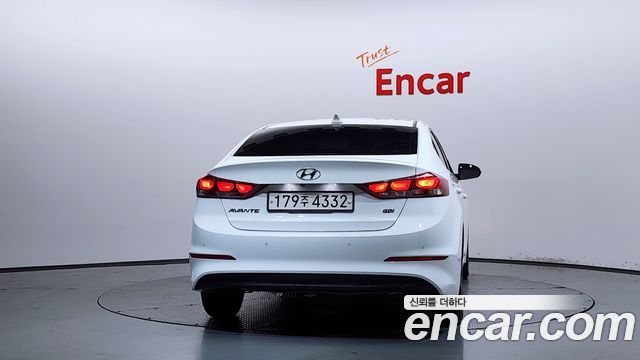 Hyundai AVANTE из Кореи Encar