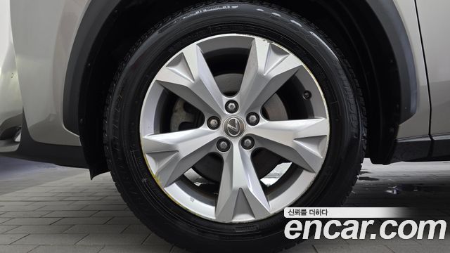 Lexus NX Executive — пробег 105 646 км — фото 5 из 5