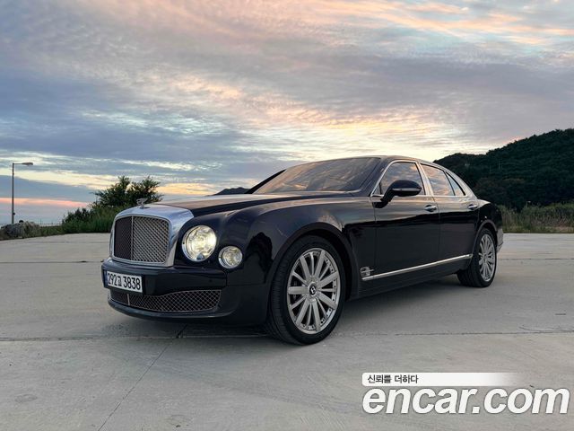 Bentley Mulsanne 6.8 — пробег 113 000 км — фото 2 из 5