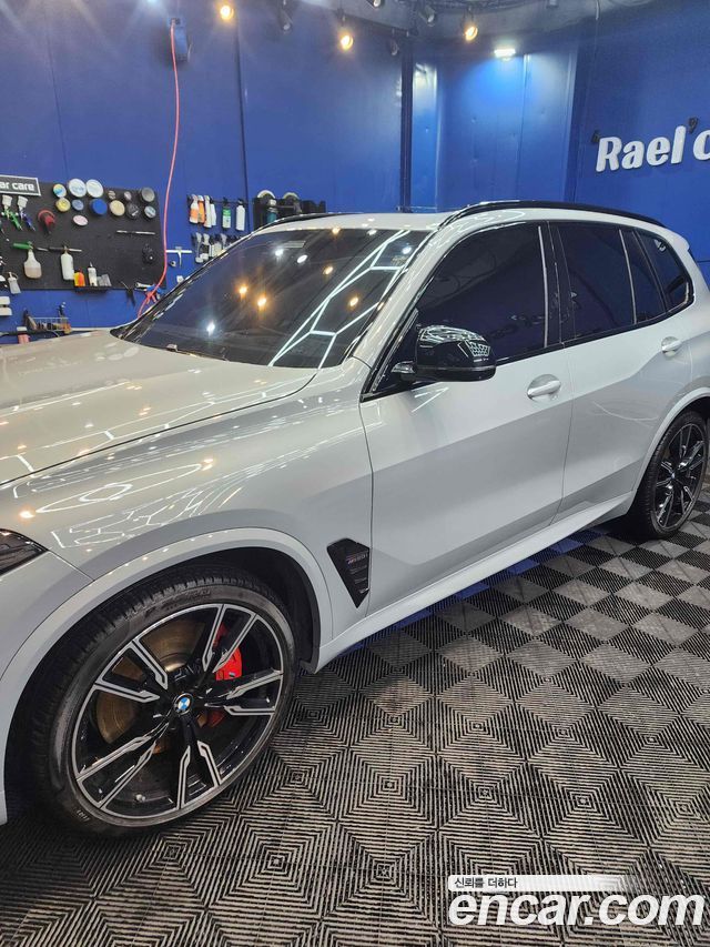 BMW X5 M60i — пробег 32 500 км — фото 2 из 5