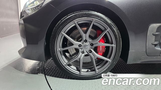 Kia Stinger из Кореи Encar