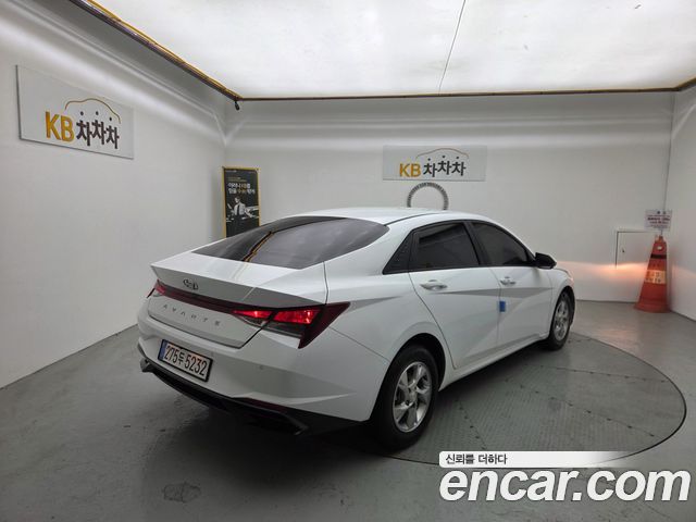 Hyundai AVANTE из Кореи Encar