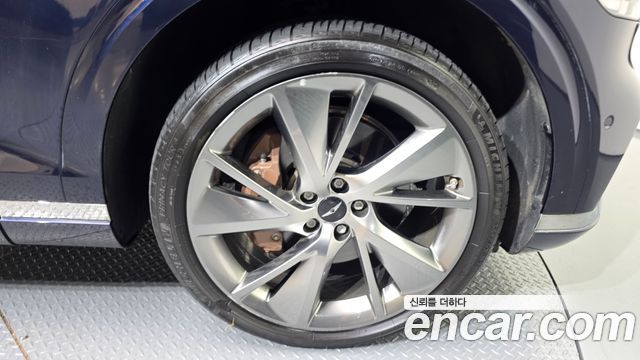Genesis GV70 из Кореи Encar