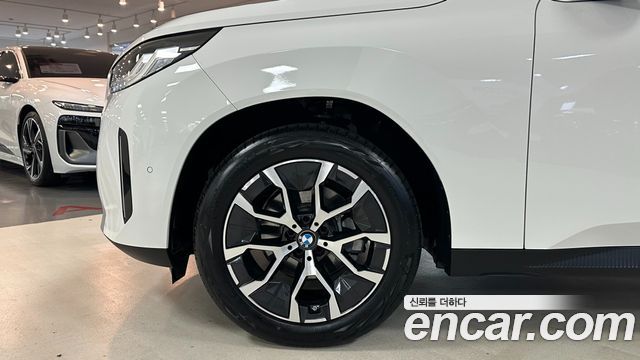 BMW X3 xDrive 20 — пробег 4 927 км — фото 5 из 5