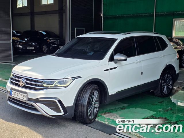 Volkswagen Tiguan 2.0 TSI Prestige — пробег 31 776 км — фото 2 из 5