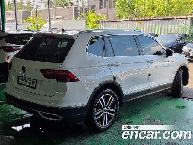 Volkswagen Tiguan 2.0 TSI Prestige — пробег 31 776 км — фото 4 из 5