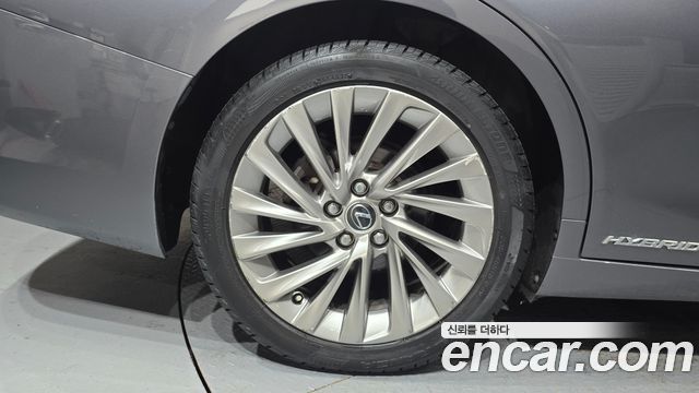 Lexus ES Executive — пробег 126 951 км — фото 5 из 5