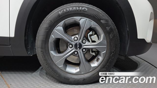 Kia Seltos из Кореи Encar