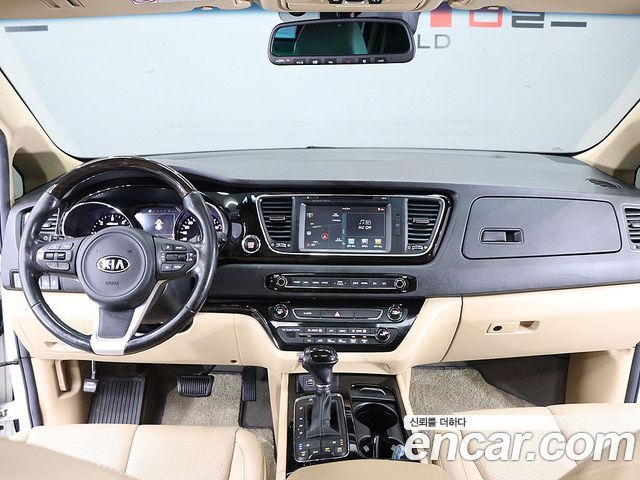 Kia Carnival из Кореи Encar
