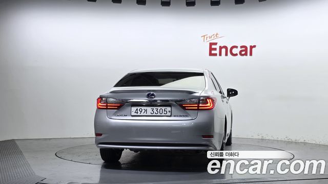 Lexus ES из Кореи Encar