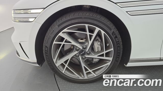 Genesis G90 из Кореи Encar