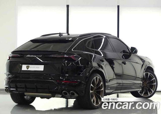 Lamborghini Urus 4.0 V8 S — пробег 28 000 км — фото 3 из 5