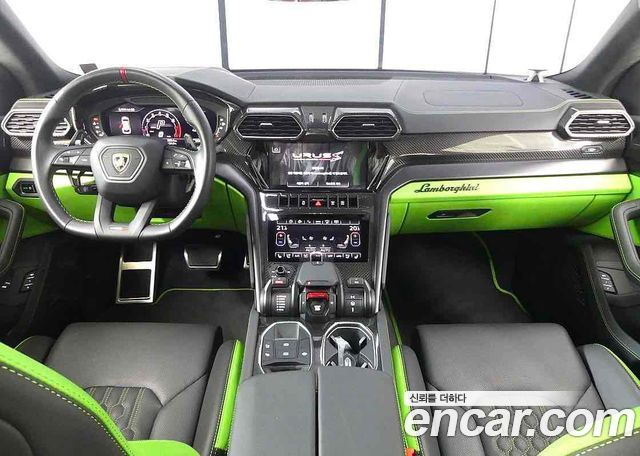 Lamborghini Urus 4.0 V8 S — пробег 28 000 км — фото 4 из 5