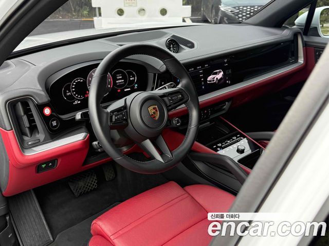 Porsche Cayenne 3.0 — пробег 14 230 км — фото 5 из 5
