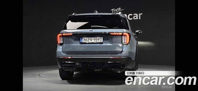 Ford Explorer 2.3 ST-Line 4WD — пробег 27 700 км — фото 4 из 5