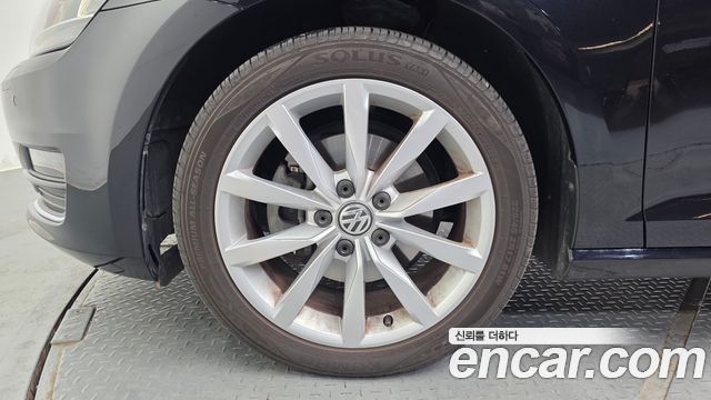 Volkswagen Golf 1.4 TSI Premium — пробег 100 744 км — фото 5 из 5