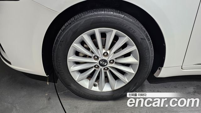 Kia K7 из Кореи Encar