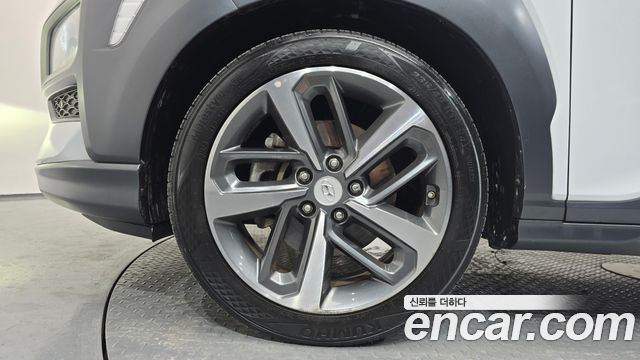 Hyundai Kona из Кореи Encar