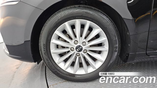 Kia K7 из Кореи Encar