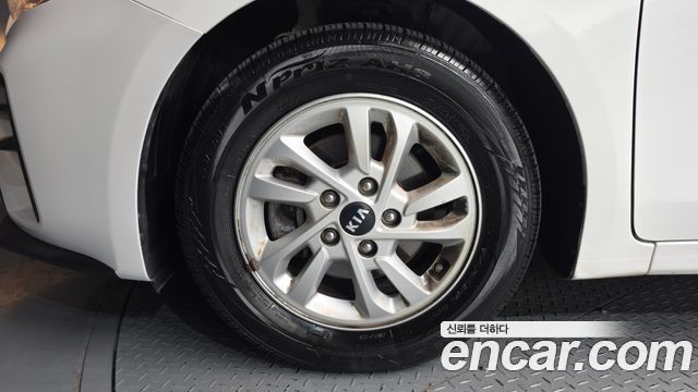 Kia K3 из Кореи Encar