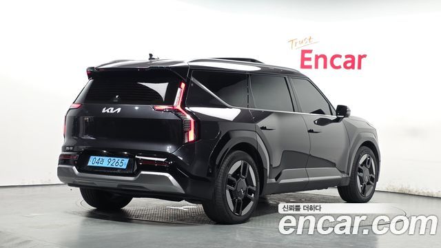 Kia EV9 Long Range 4WD Earth — пробег 69 968 км — фото 2 из 5