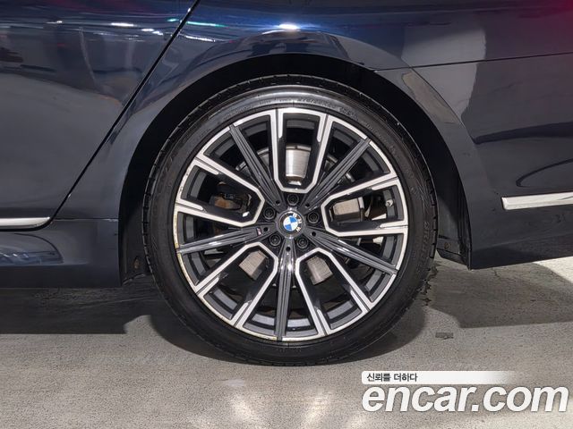 BMW 7-Series из Кореи Encar