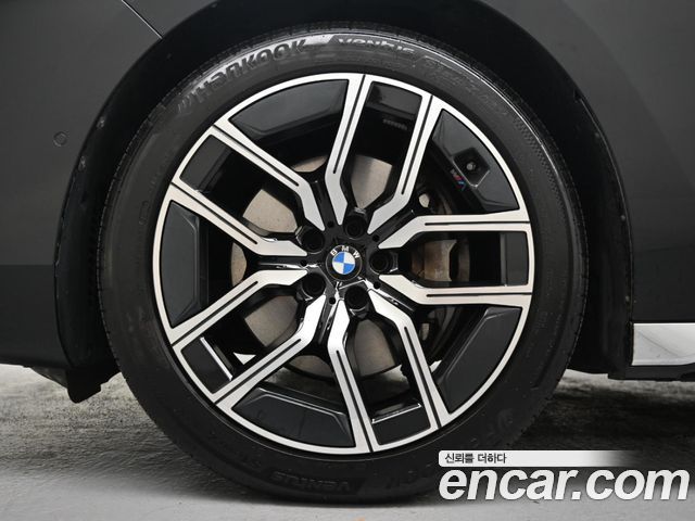 BMW 7-Series 740i sDrive M Sport — пробег 36 058 км — фото 5 из 5