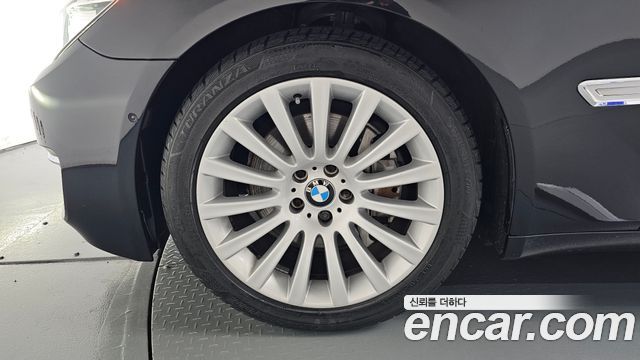 BMW 7-Series 730d — пробег 144 897 км — фото 5 из 5