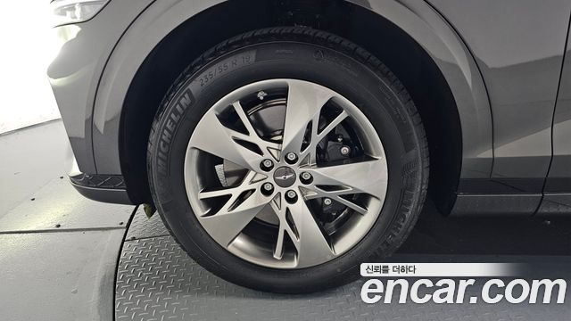 Genesis GV70 2.5T Gasoline AWD — пробег 18 238 км — фото 5 из 5