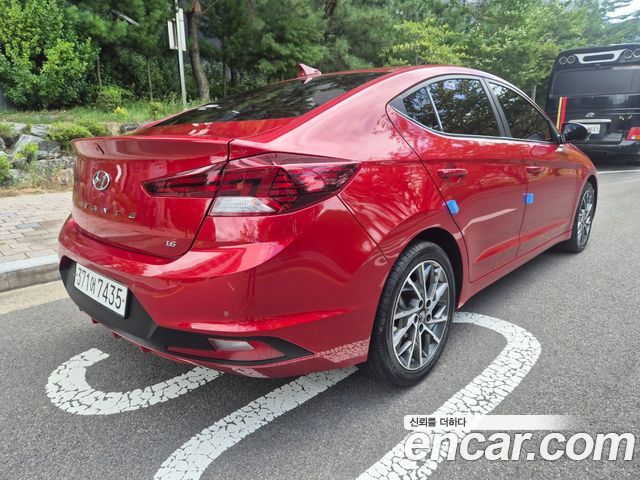 Hyundai AVANTE из Кореи Encar