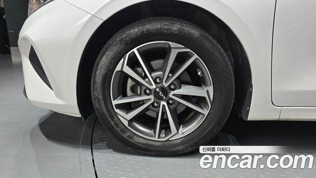 Kia K3 из Кореи Encar