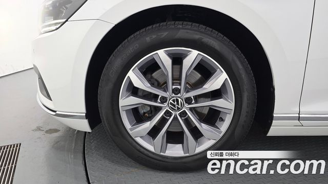 Volkswagen Passat из Кореи Encar
