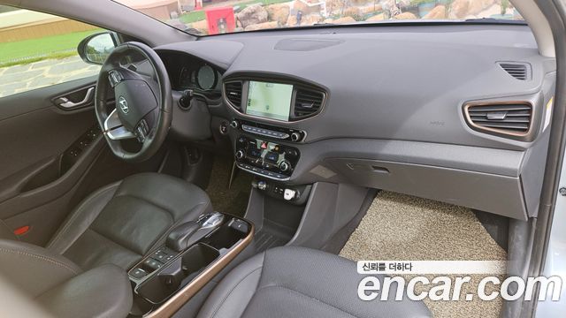 Hyundai Ioniq Q — пробег 61 911 км — фото 5 из 5