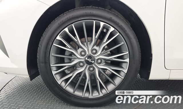 Kia K3 из Кореи Encar