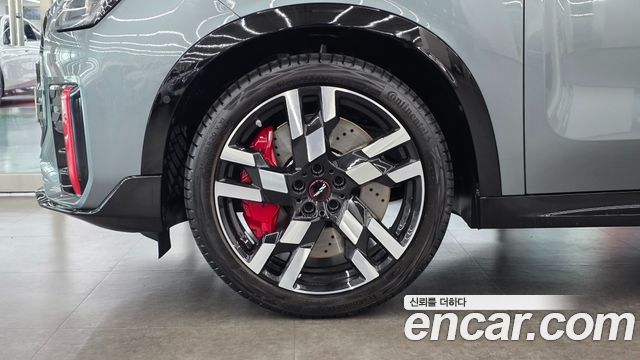 Mini Countryman ALL4 JCW — пробег 4 247 км — фото 5 из 5