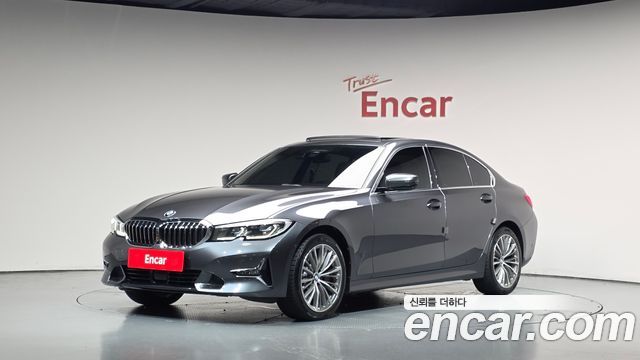 BMW 3-Series 330i Luxury — пробег 51 869 км — фото 1 из 5