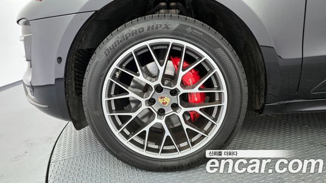 Porsche Macan из Кореи Encar