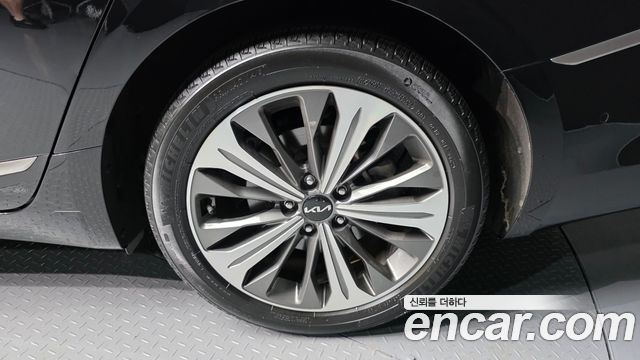 Kia K8 Signature Special — пробег 99 750 км — фото 5 из 5