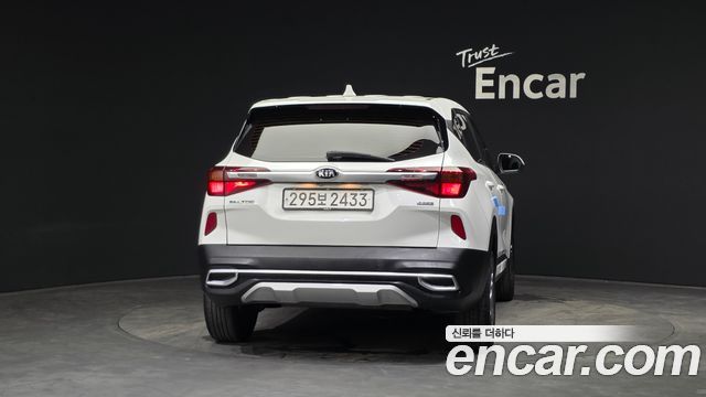 Kia Seltos из Кореи Encar