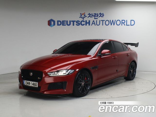 Jaguar XE 3.0 SC S — пробег 111 474 км — фото 2 из 5