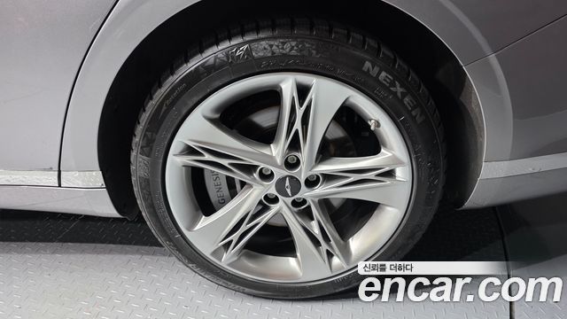 Genesis G90 из Кореи Encar