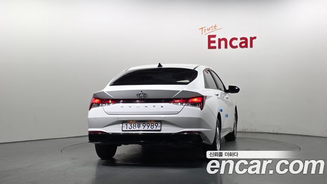 Hyundai AVANTE из Кореи Encar