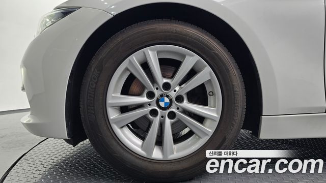 BMW 3-Series из Кореи Encar