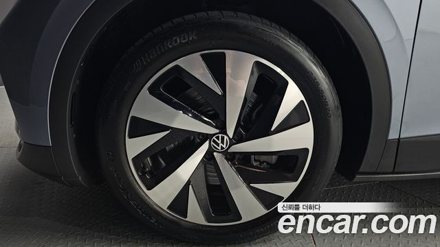 Volkswagen ID.4 Pro — пробег 8 602 км — фото 5 из 5