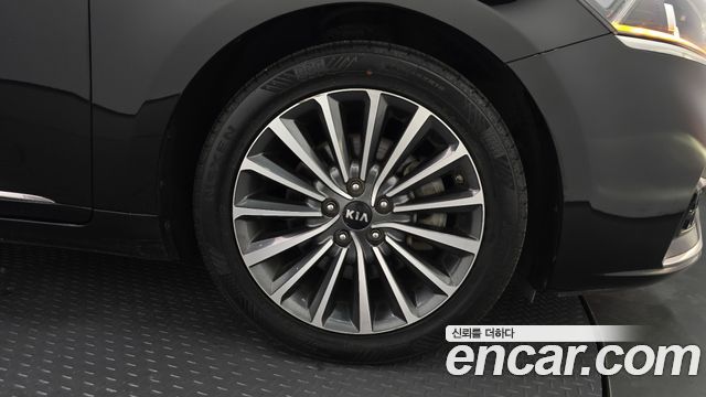 Kia K7 из Кореи Encar