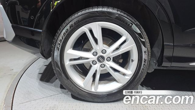Audi Q3 35 TDI Quattro Premium Sportback — пробег 84 401 км — фото 5 из 5